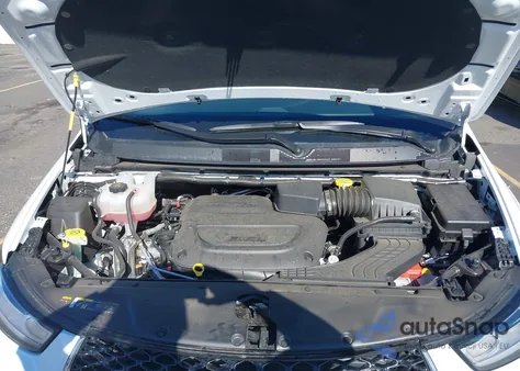 2025 Chrysler Pacifica Select from USA, damaged, VIN 2C4RC1BG2SR578950